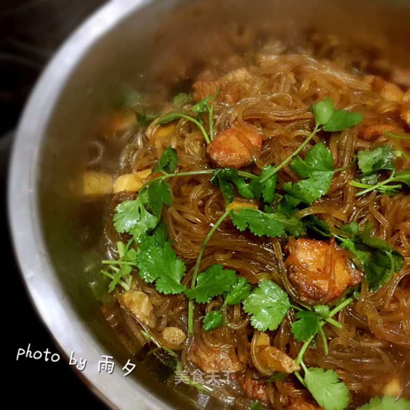 Braised Pork and Sweet Potato Powder recipe