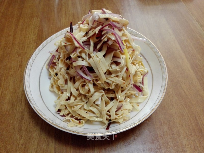 Dried Shredded Tofu with Onion recipe