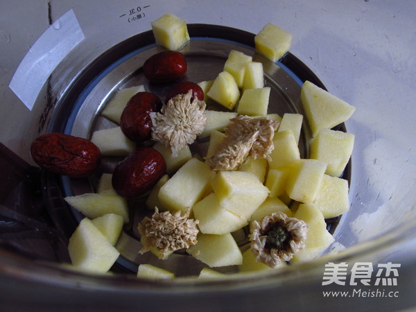 Red Date Apple Chrysanthemum Tea recipe