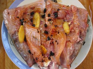 Two Tips to Upgrade The Deliciousness-chopped Pepper Fish Head recipe