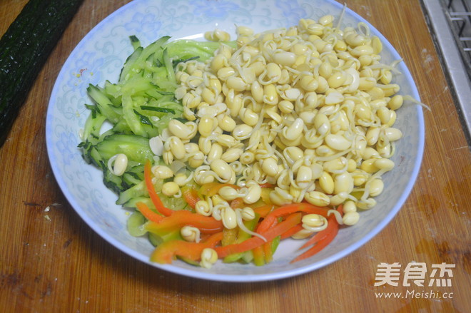 Cucumber Mixed with Soybean Sprouts recipe