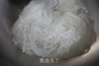 Fried Vermicelli with Purple Cabbage recipe