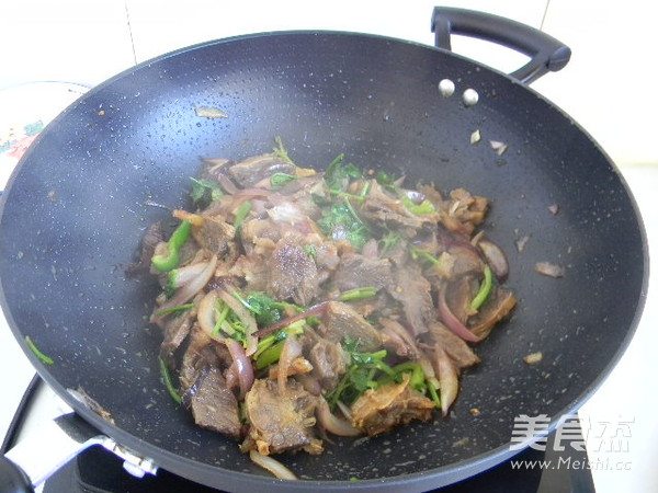 Stir-fried Beef with Sauce recipe