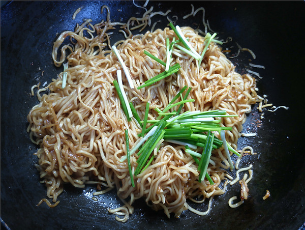 Easy Fried Noodle with Black Bean Sauce recipe