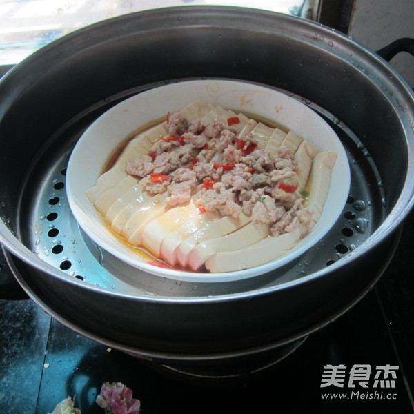 Steamed Tofu with Light Soy Sauce Minced Pork recipe