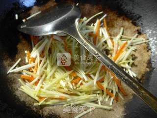 Fried Razor Clams with Leek Buds recipe