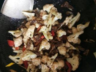 Stir-fried Cauliflower with Beef recipe