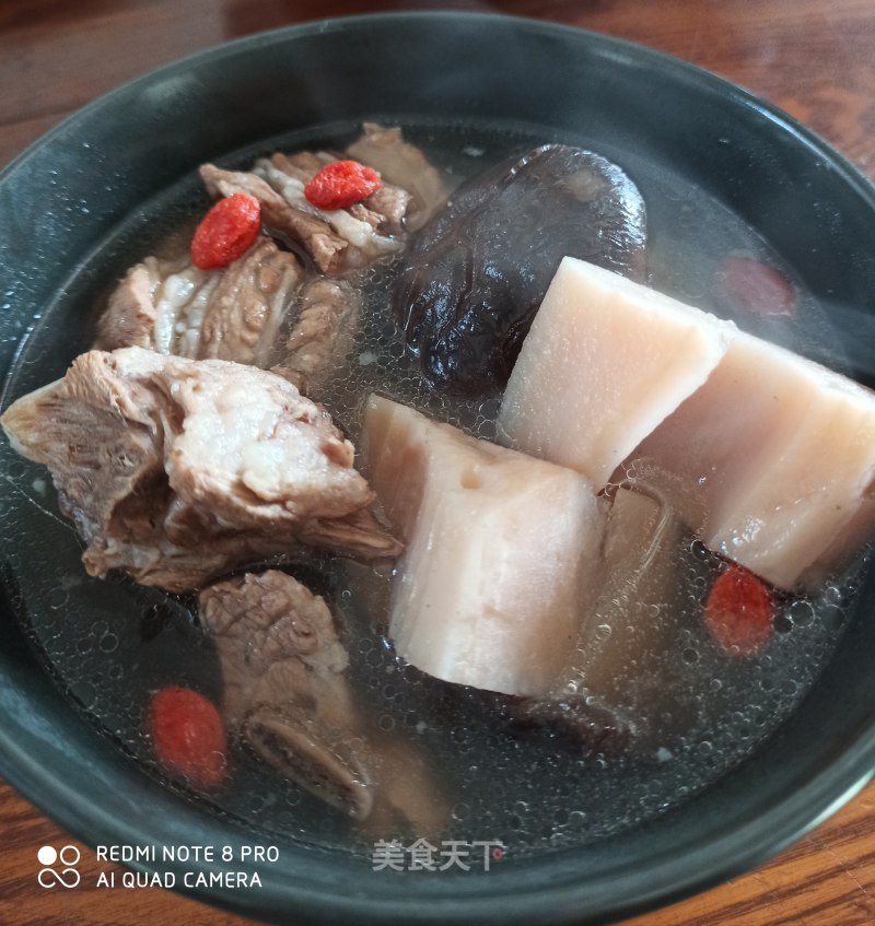 Lotus Root and Mushroom Pork Rib Soup recipe