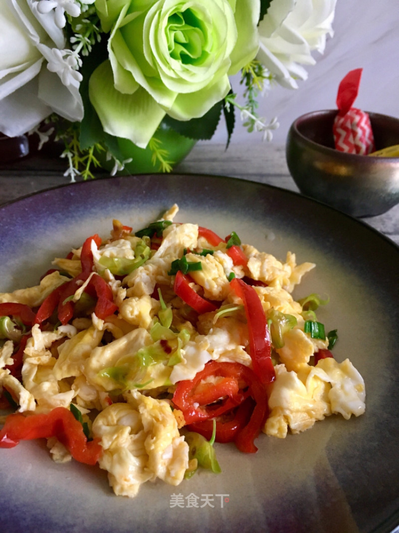 Scrambled Eggs with Dendrobium Flowers recipe