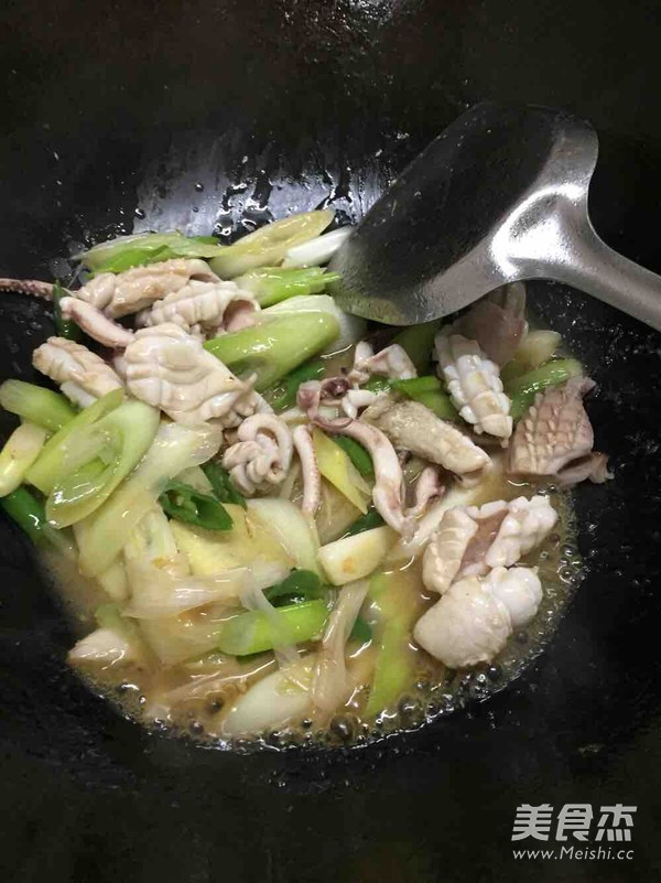 Fried Squid with Green Onions recipe
