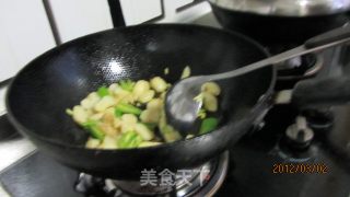 Stir-fried Kidney with Water Chestnuts recipe