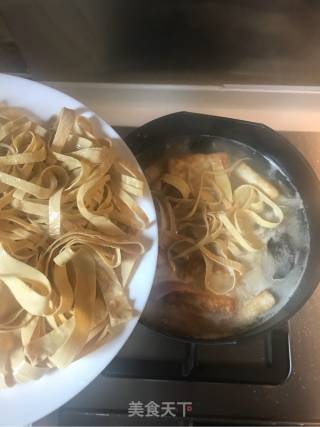 Chicken Soup, Soy Skin and Sour Radish Energy Soup recipe