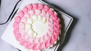 Gradient Decorated Cake recipe