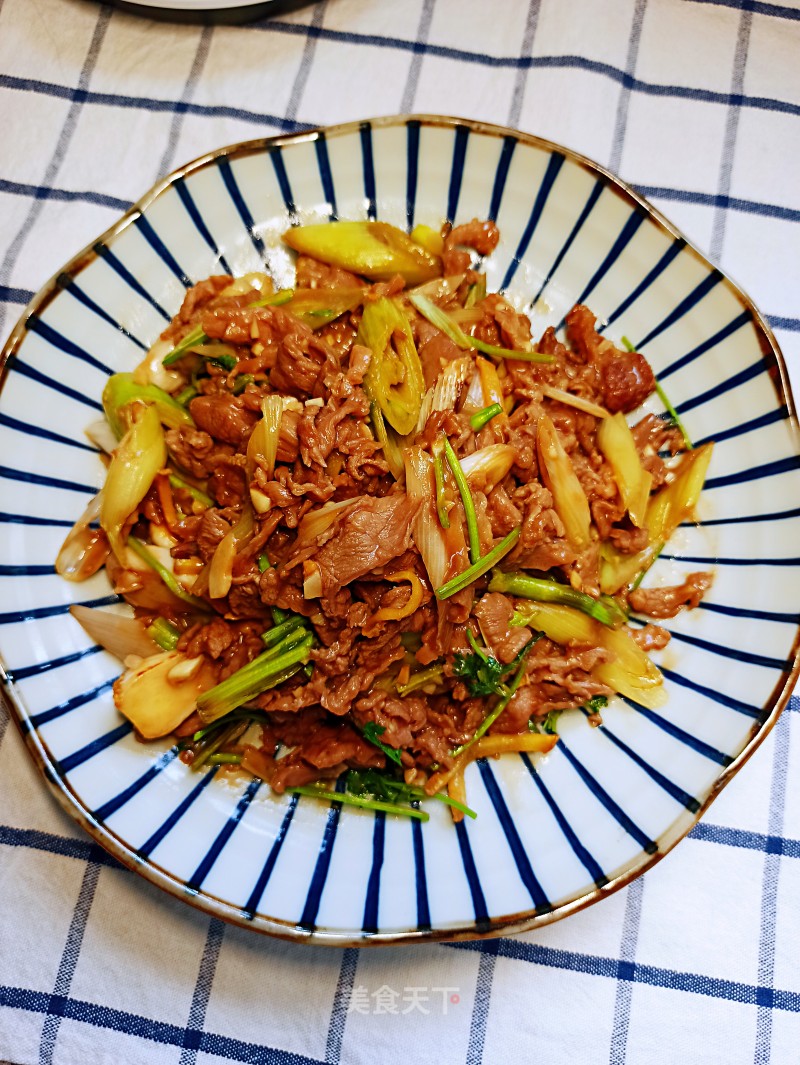 Stir-fried Lamb with Scallions recipe