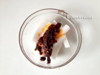 Spicy White Carrot Sticks recipe