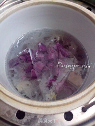 Fall in Love with The Moist Purple in Autumn [purple Potato and Tremella Soup] recipe