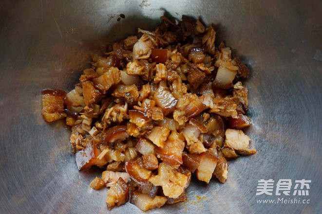 Steamed Buns with Mushroom and Braised Pork recipe