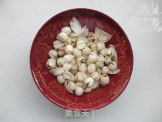 Stewed Pumpkin with Lily and Lotus Seeds recipe