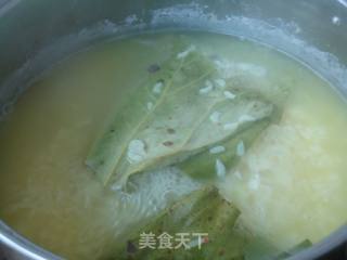 Sweet Lotus Leaf Porridge recipe