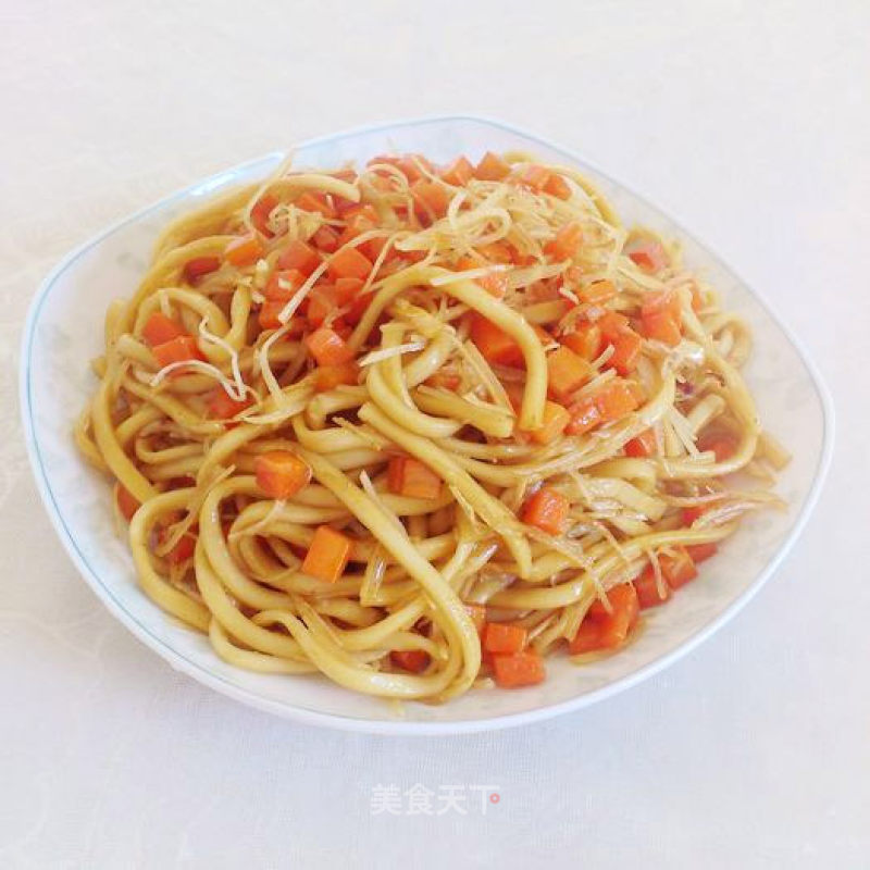 Fried Noodles with Shredded Coconut Salad recipe