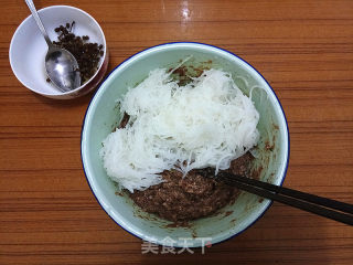 Steamed Dumplings with Beef and White Radish recipe