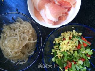 Celery Stir-fried Noodles recipe