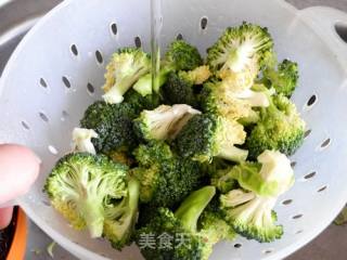 Broccoli in Oyster Sauce recipe