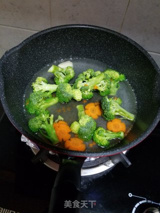 Broccoli Low-fat Breakfast recipe