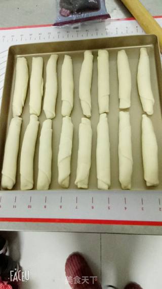 Light Cream Bean Paste Buns recipe