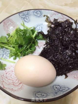 Egg Seaweed Soup recipe