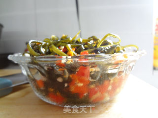 Hot and Sour Kelp Shreds recipe