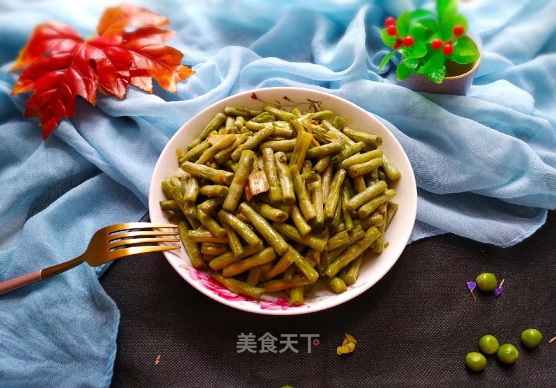 Stir-fried White Cowpeas with Green Peppers recipe