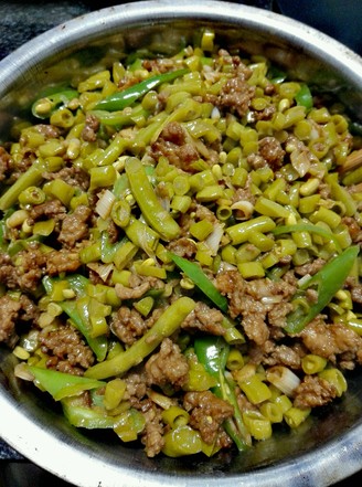 Stir-fried Minced Pork with Capers recipe