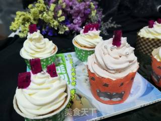 Whipped Cream-chiffon Cupcakes recipe