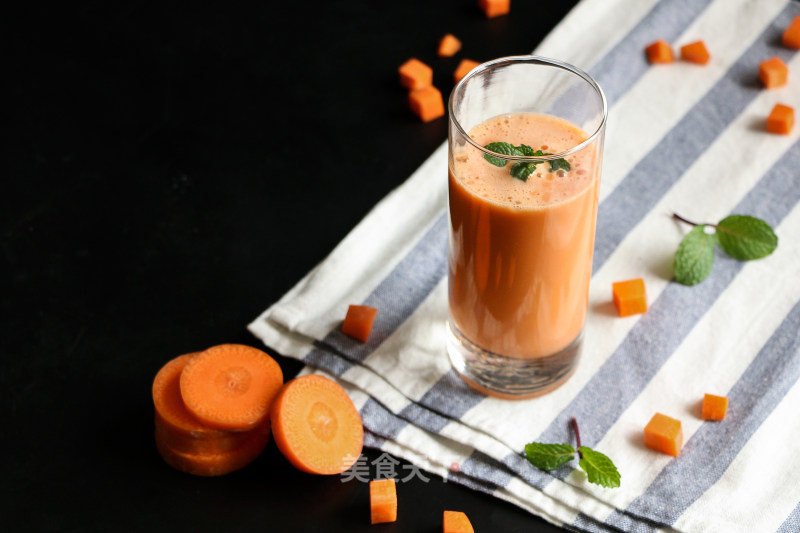 Apple Carrot Milk Juice recipe