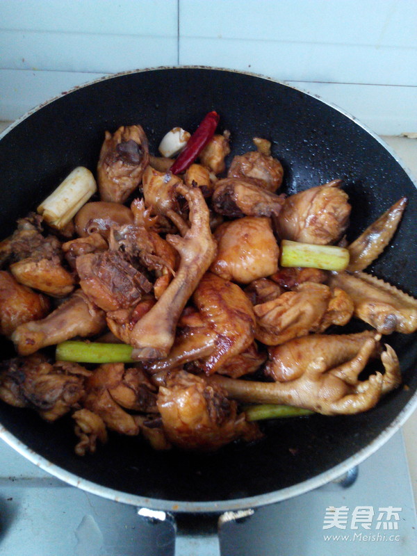 Chicken Stewed Hazel Mushroom recipe