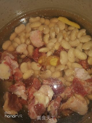 Duck Stew with White Kidney Beans recipe