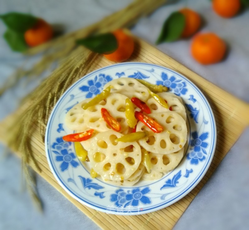Pickled Pepper Hot and Sour Lotus Root Slices recipe