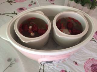 #trust of Beauty# Nourishing Red Dates and Flower Gum Stew Soup recipe