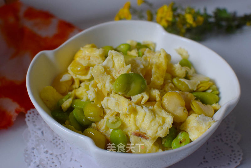 Scrambled Eggs with Broad Beans recipe