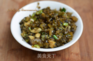 Steamed Fish Cubes with Sauerkraut recipe