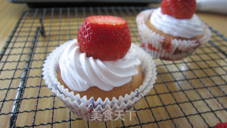 Santa Cupcakes recipe