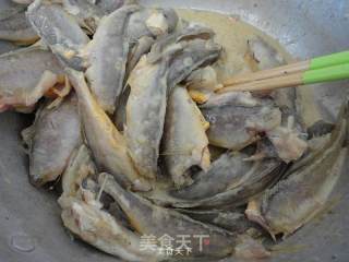Fried Small Yellow Croaker recipe