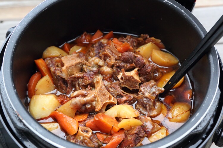 Beef Stew with Carrots and Potatoes recipe