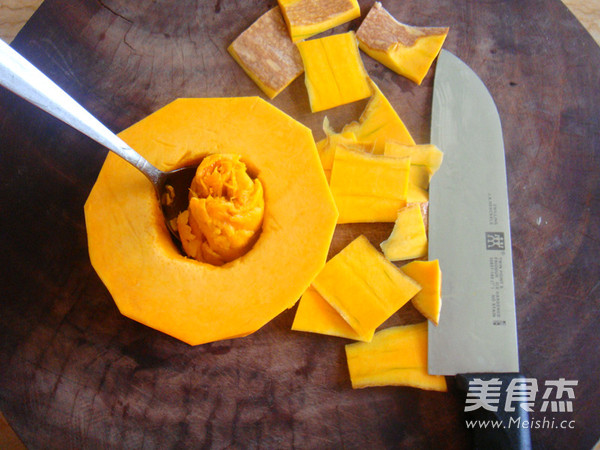 Osmanthus Pumpkin Steamed Lily recipe