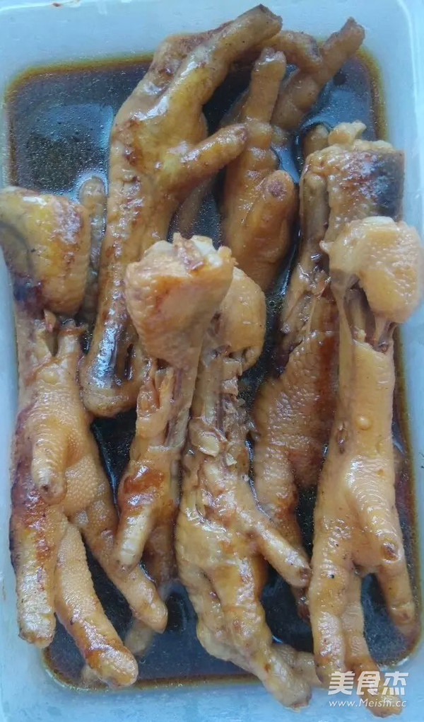 Marinated Chicken Feet with Fermented Bean Curd Sauce recipe