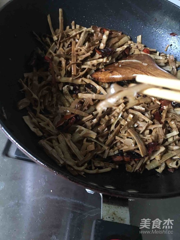 Stir-fried Dried Bamboo Shoots recipe