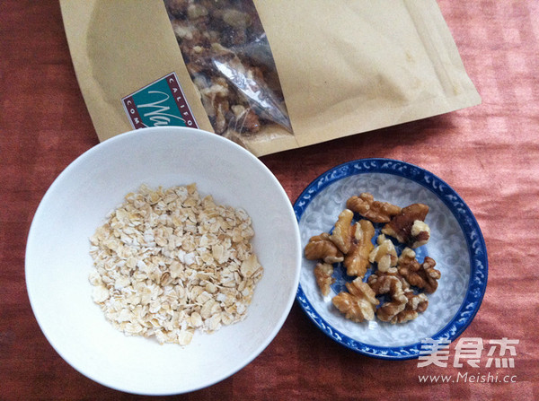 Walnut Oatmeal recipe