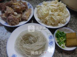 Vermicelli Cauliflower Short Rib Soup recipe