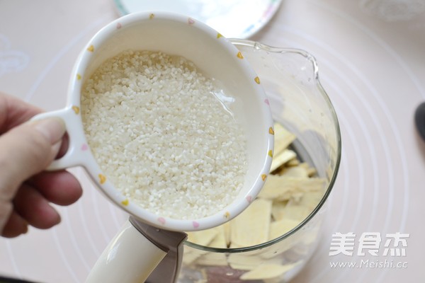 Codonopsis, Astragalus and Barley Congee recipe